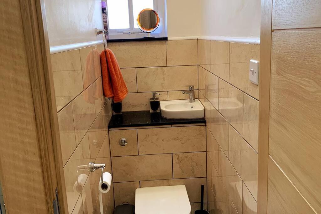 Stylish And Cosy 3 Bedroom Appartment 伦敦 外观 照片